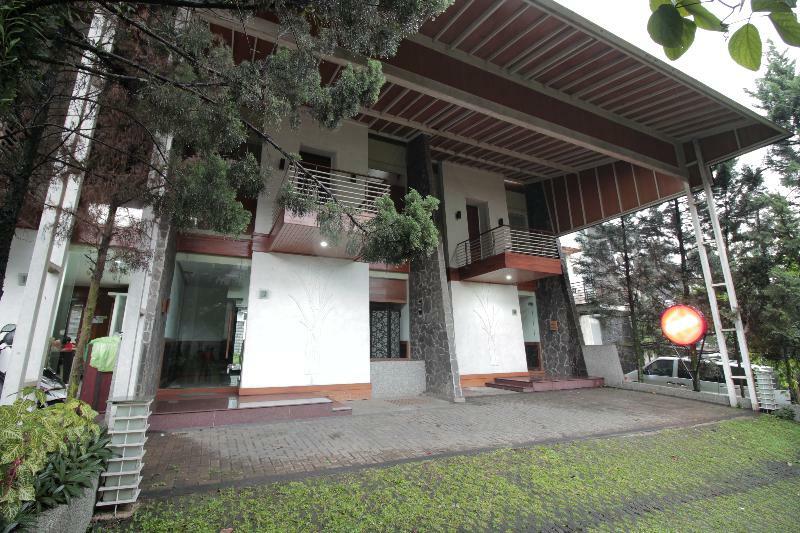 Oyo 229 Hi Quality Hotell Bandung Eksteriør bilde